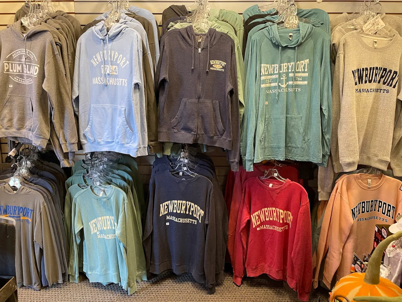 Apparel & Accessories