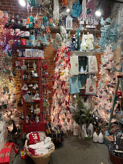 Christmas & Holiday Traditions